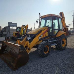 Retroexcavadora JCB 3C, año 2014