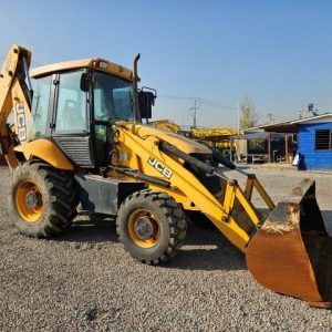 Retroexcavadora JCB 3C, año 2014