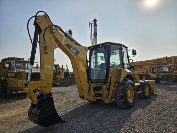 Retroexcavadora Caterpillar