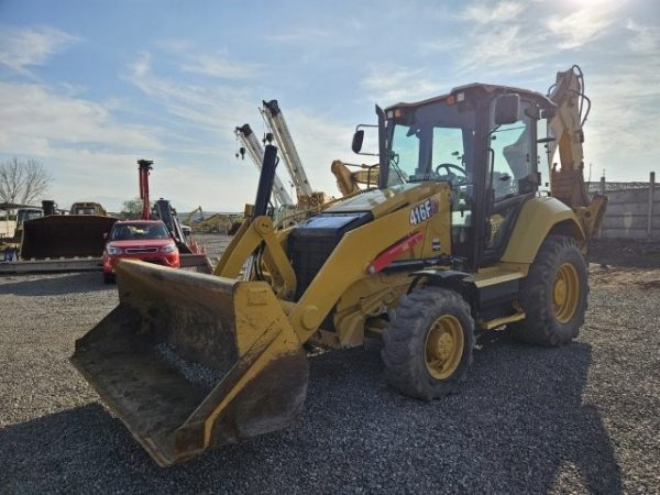 Retroexcavadora Caterpillar 416 diagonal